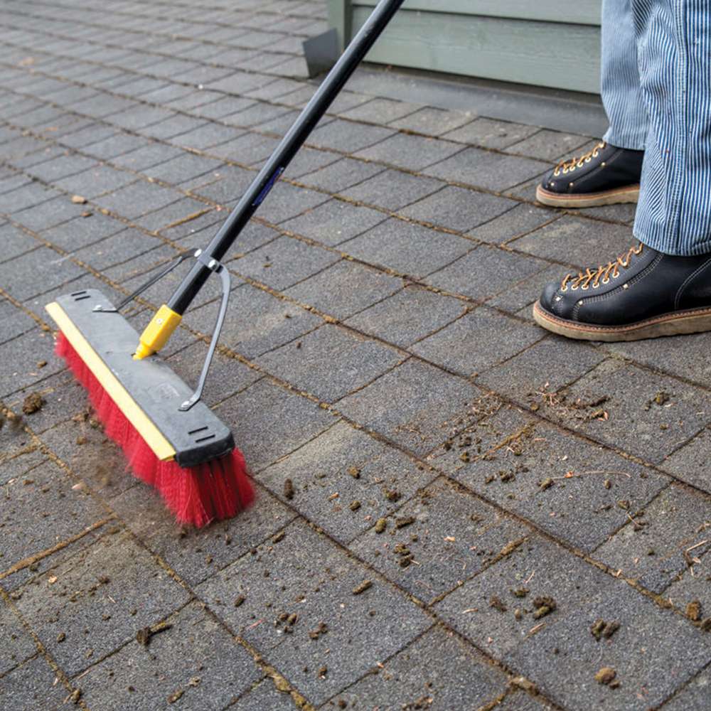 Hardwood-Roof-Brush_7p